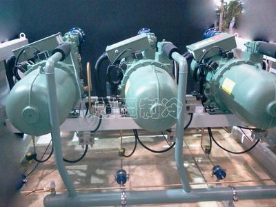 十堰比澤爾60p三并聯(lián)螺桿機(jī)組